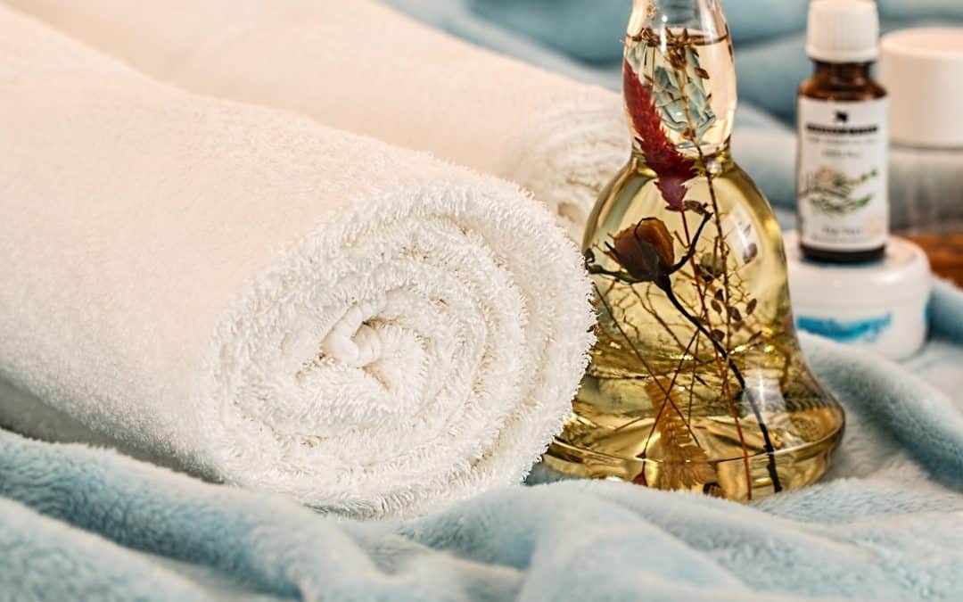 Qu&rsquo;est-ce que l&rsquo;aromathérapie ? Définition, usages et précautions